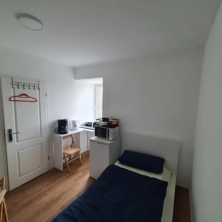 Goldfisch-1-person Brunsbuttel